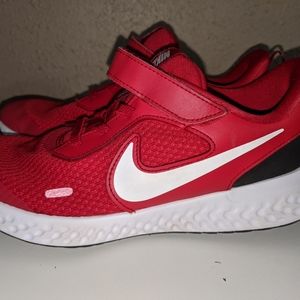 Boys Nikes